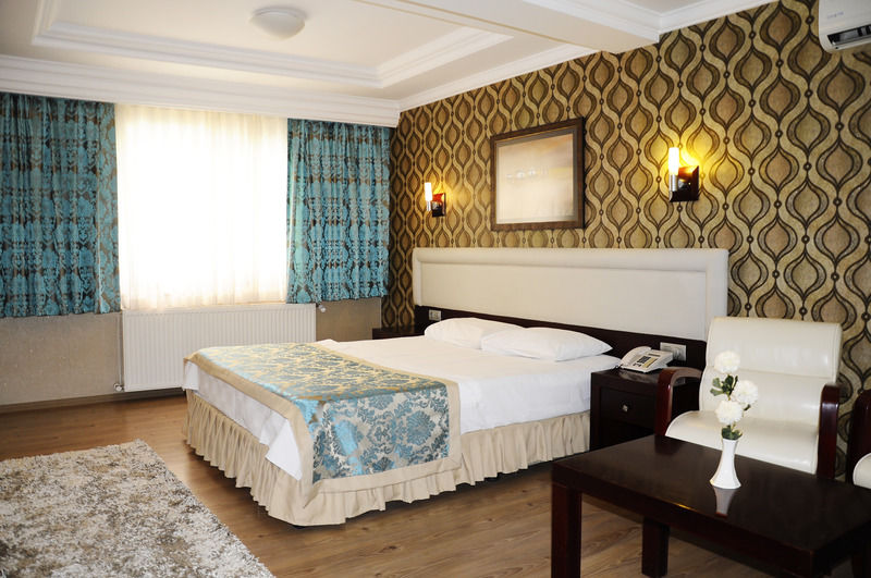 Ronax Hotel Büyükçekmece Buitenkant foto