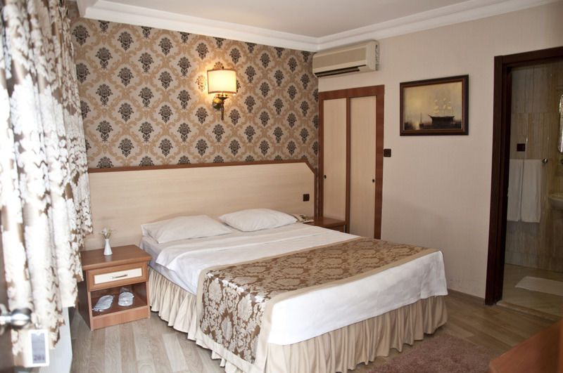 Ronax Hotel Büyükçekmece Buitenkant foto